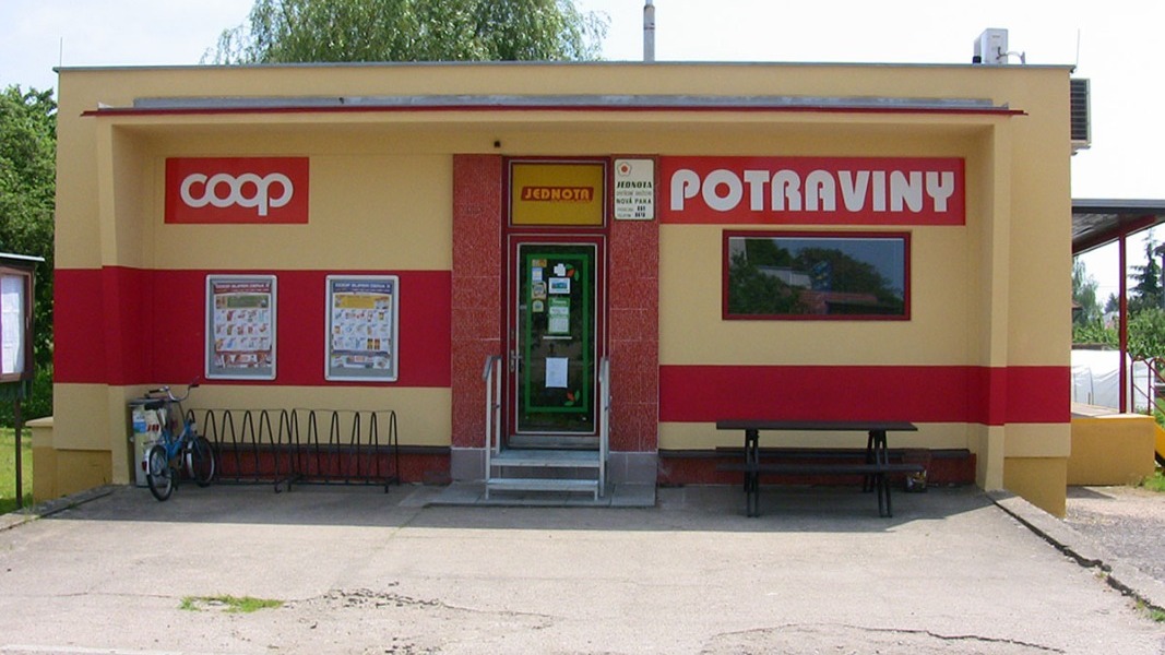 COOP Třebnouševes